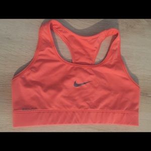 Women’s size small Nike sports bra
